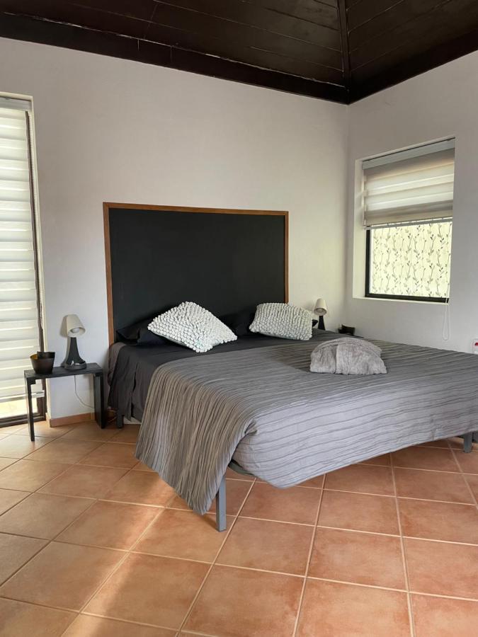 Blue Eagle Guesthouse - Casa De Hospedes Santa Maria Exterior photo